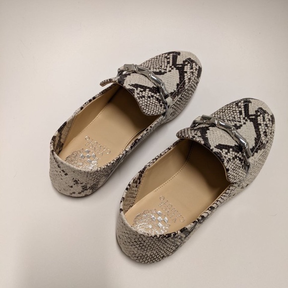 NEW Vince Camuto Perenna Leather Slip on Loafers Size 5 - Picture 2 of 9